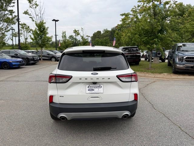 Certified 2022 Ford Escape SE w/ Convenience Package FWD image 3