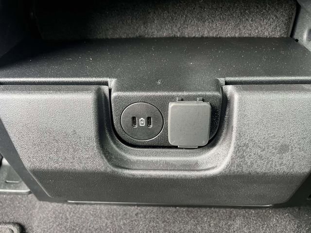 Certified 2025 Ford F150 XLT w/ Equipment Group 301A Standard image 9