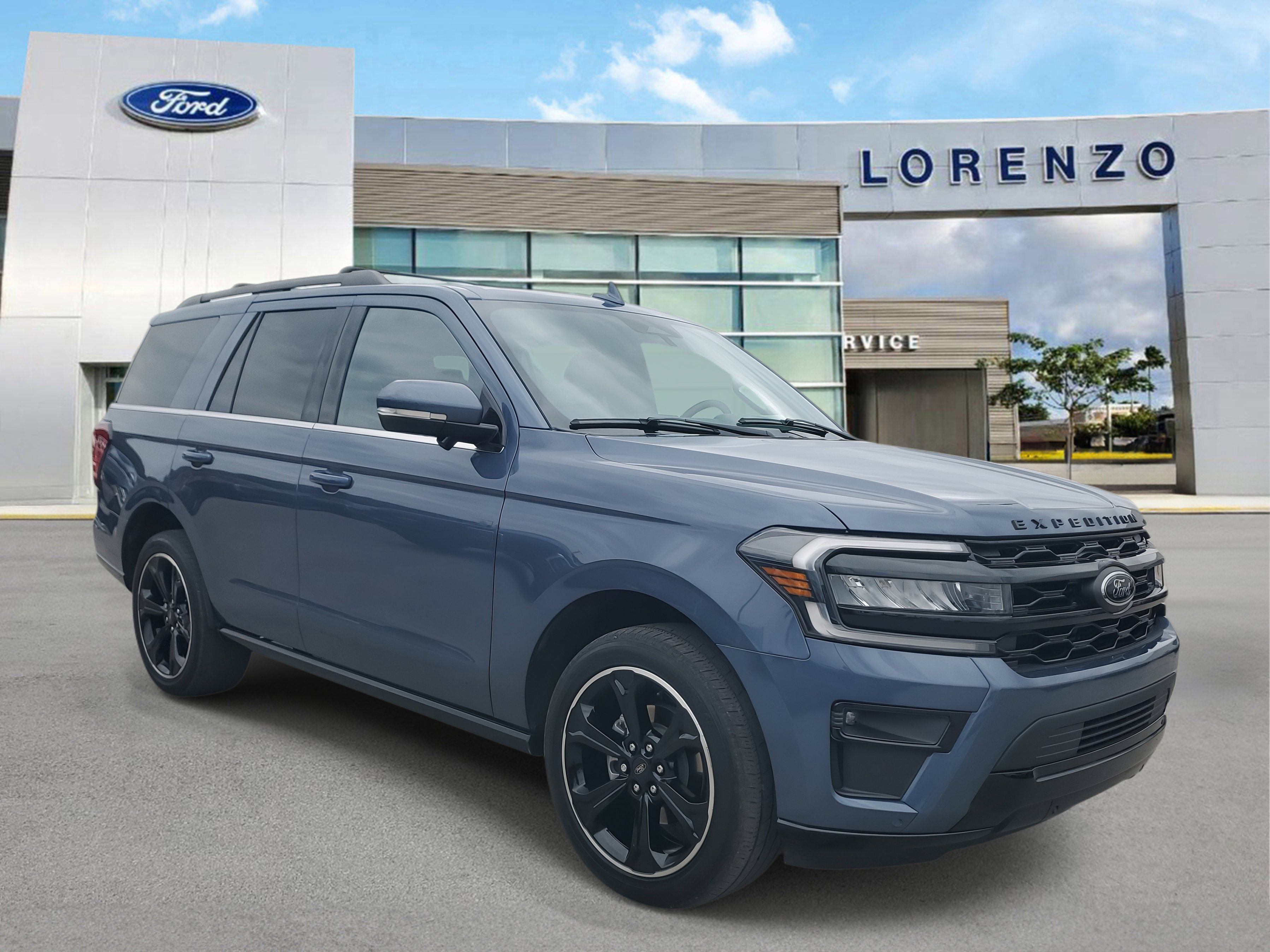 Certified 2023 Ford Expedition Limited image 3