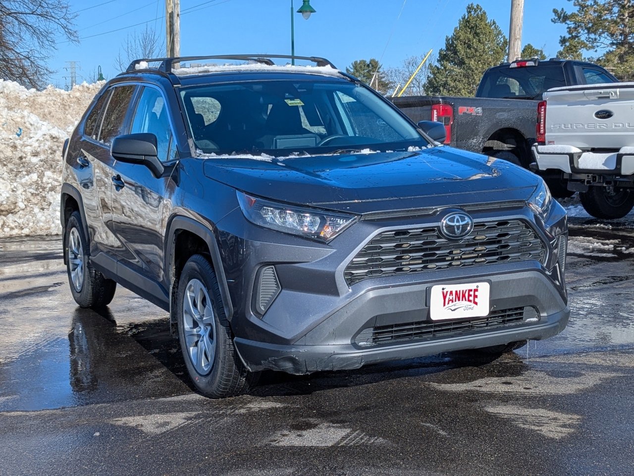 Used 2021 Toyota RAV4 LE image 7
