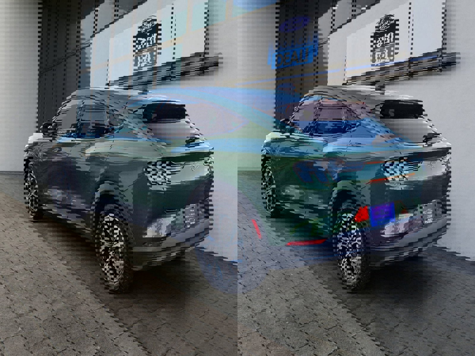 Certified 2025 Ford Mustang Mach-E Select w/ Comfort Package Lite image 3