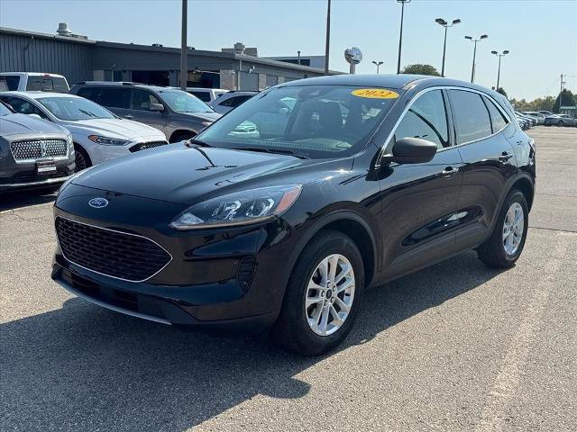 Certified 2022 Ford Escape SE w/ Cold Weather Package image 2