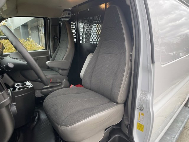 Used 2024 Chevrolet Express 2500 Work Van w/ Driver Convenience Package image 16