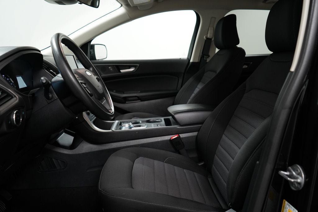 Certified 2024 Ford Edge SE w/ Black Appearance Package AWD/4WD image 14