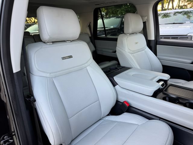 Certified 2025 Ford Expedition Platinum w/ Driver's Package AWD/4WD image 23