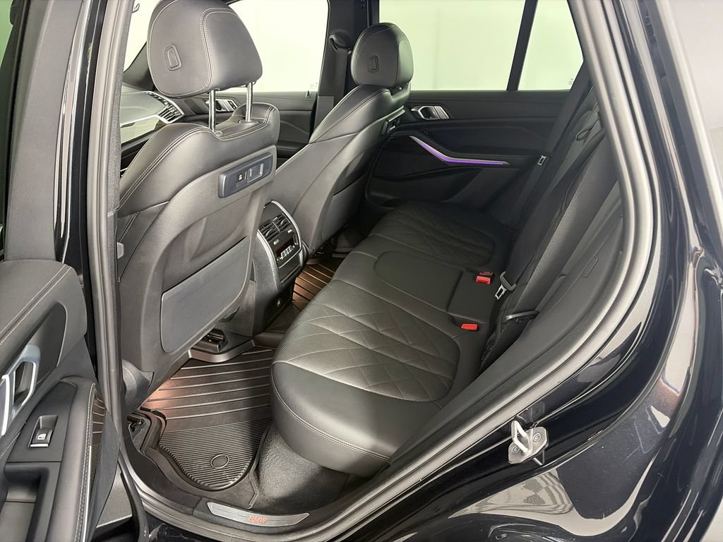 Used 2023 BMW X5 xDrive40i AWD/4WD image 13