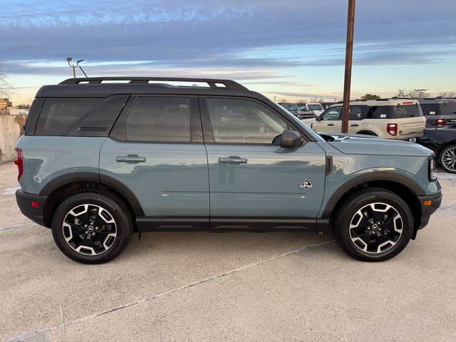 Certified 2022 Ford Bronco Sport Outer Banks w/ Tech Package image 6