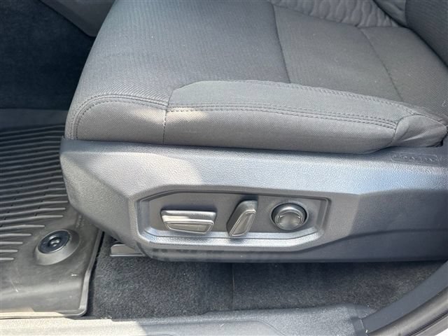 Used 2026 Toyota Tundra SR5 w/ SX Package AWD/4WD image 19