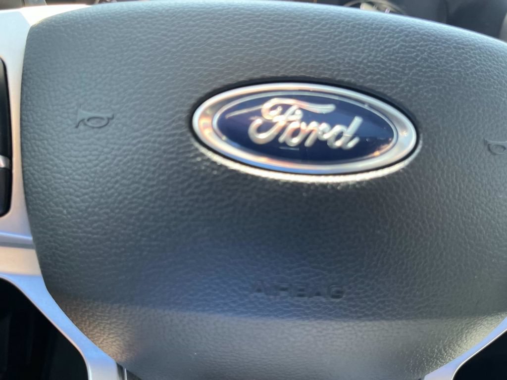 Certified 2021 Ford Explorer XLT w/ Equipment Group 202A AWD/4WD image 38