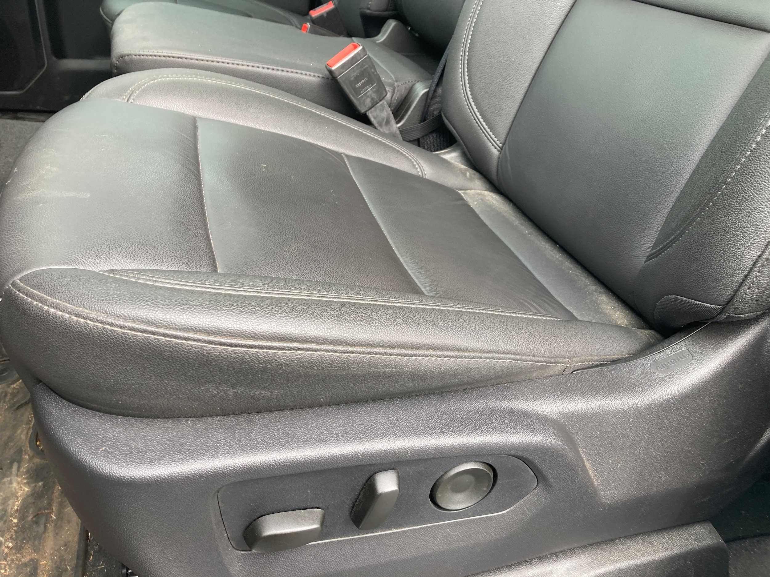 Used 2026 Chevrolet Silverado 3500 LT AWD/4WD image 9
