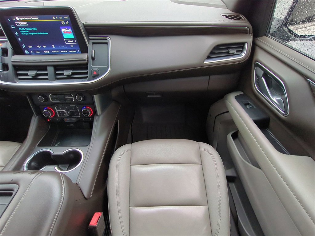 Used 2022 Chevrolet Tahoe LT w/ Luxury Package image 17