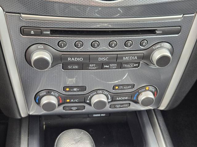 Used 2018 Nissan Pathfinder SL FWD image 25