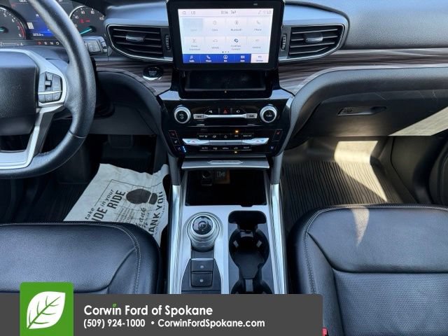 Certified 2022 Ford Explorer Limited w/ Class IV Trailer Tow Package AWD/4WD image 29