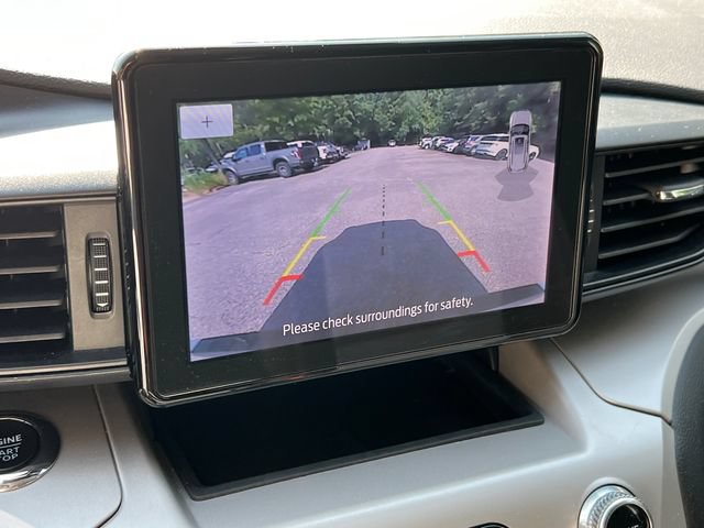 Certified 2023 Ford Explorer XLT RWD image 31