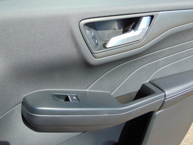 Certified 2026 Ford Escape SE FWD image 26