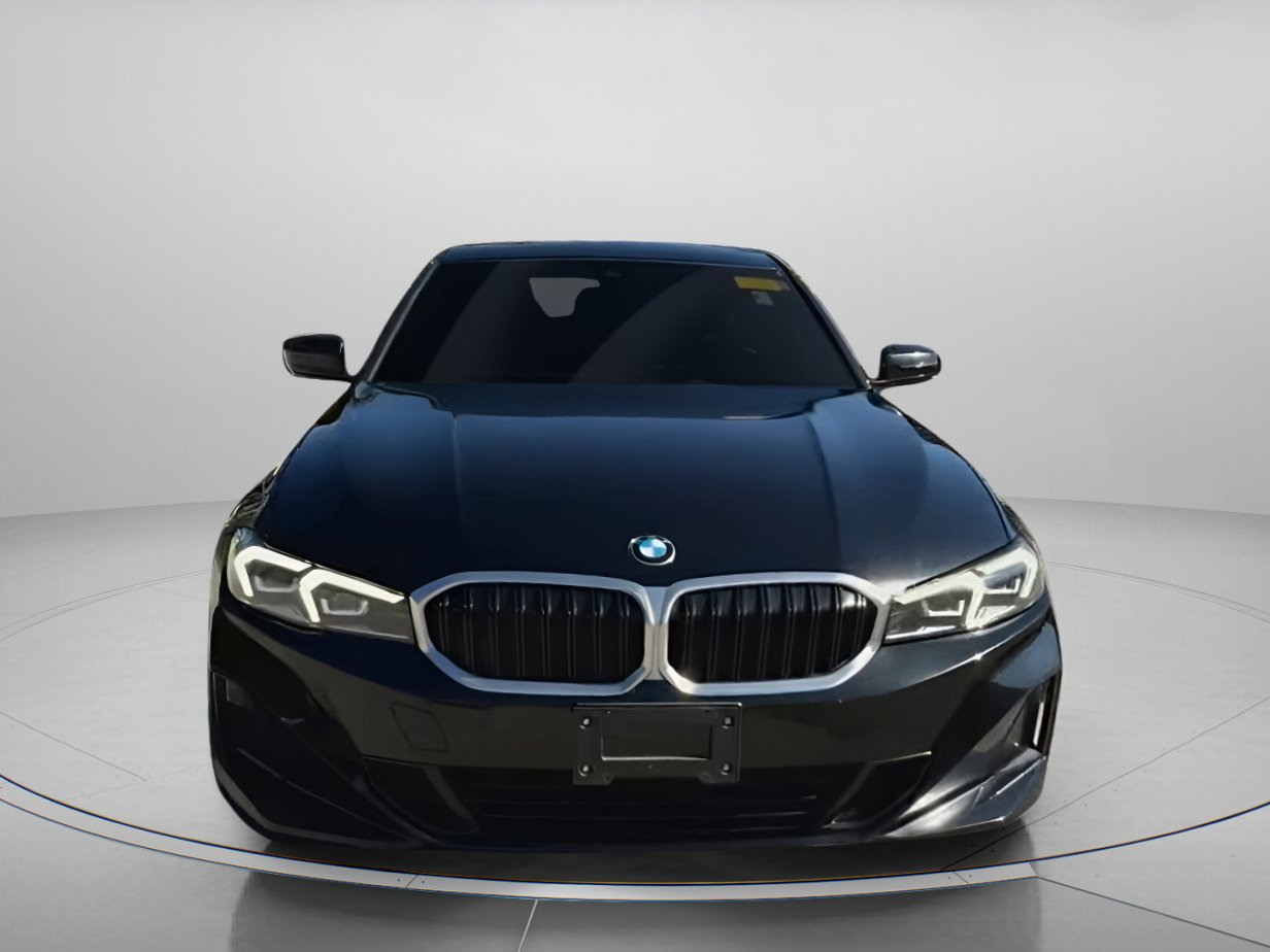 Used 2023 BMW 330i Sedan w/ Driving Assistance Package image 7