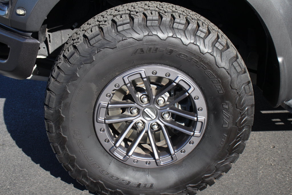 Certified 2020 Ford F150 Raptor w/ Equipment Group 802A Luxury AWD/4WD image 14