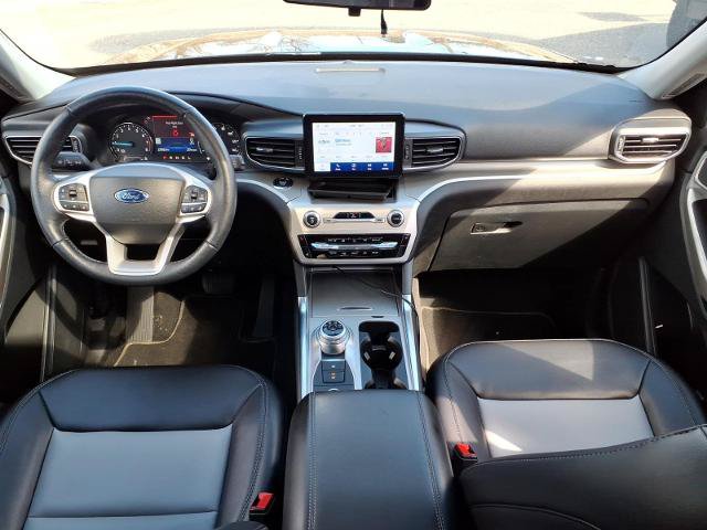 Certified 2022 Ford Explorer XLT w/ Equipment Group 202A AWD/4WD image 15