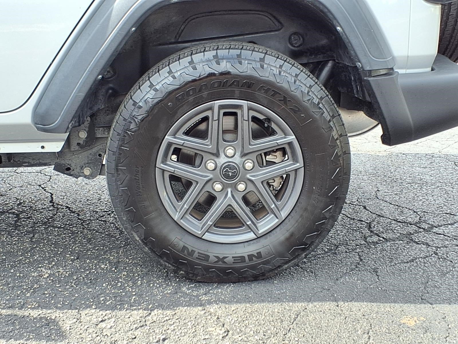 Used 2024 Jeep Wrangler Unlimited Sport AWD/4WD image 10