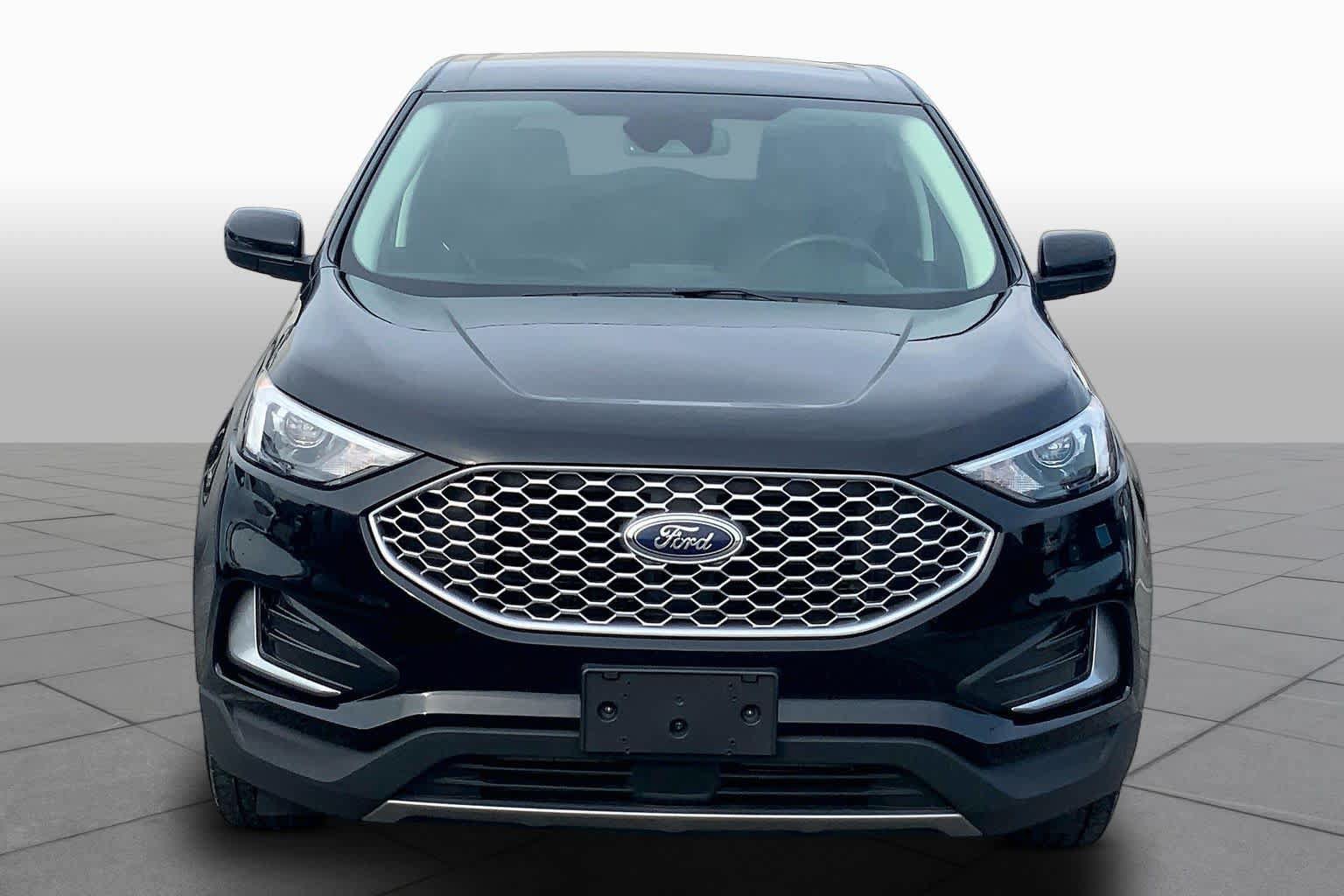Certified 2024 Ford Edge SEL AWD/4WD image 4