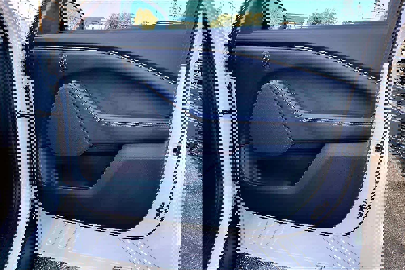 Certified 2022 Ford Mustang Mach-E Select w/ Comfort/Technology Package image 22