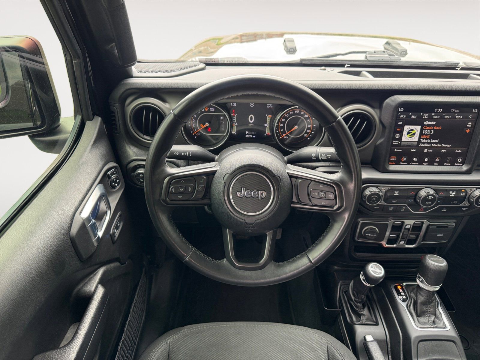 Used 2022 Jeep Gladiator Sport AWD/4WD image 12