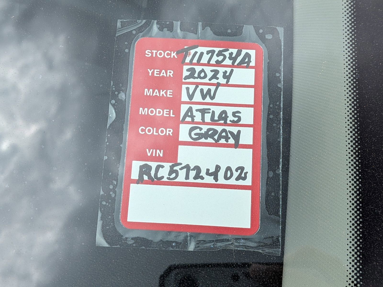 Used 2024 Volkswagen Atlas SEL Premium R-Line image 17