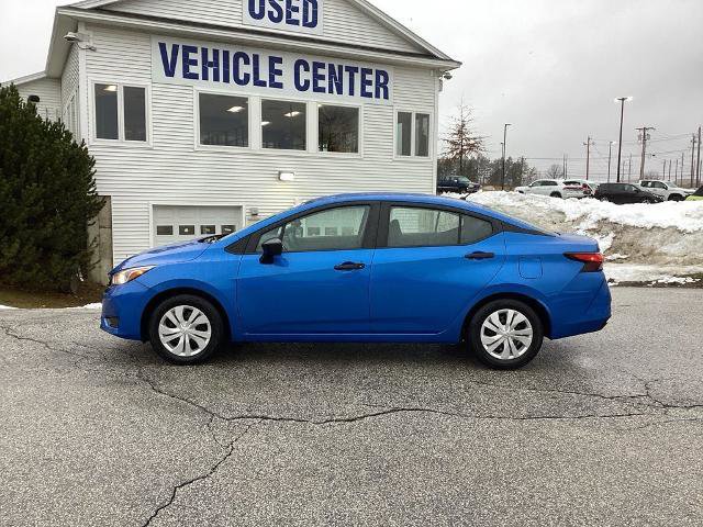 Used 2023 Nissan Versa S image 2