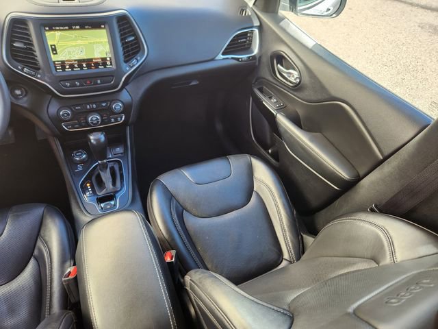 Used 2023 Jeep Cherokee Altitude Lux image 15