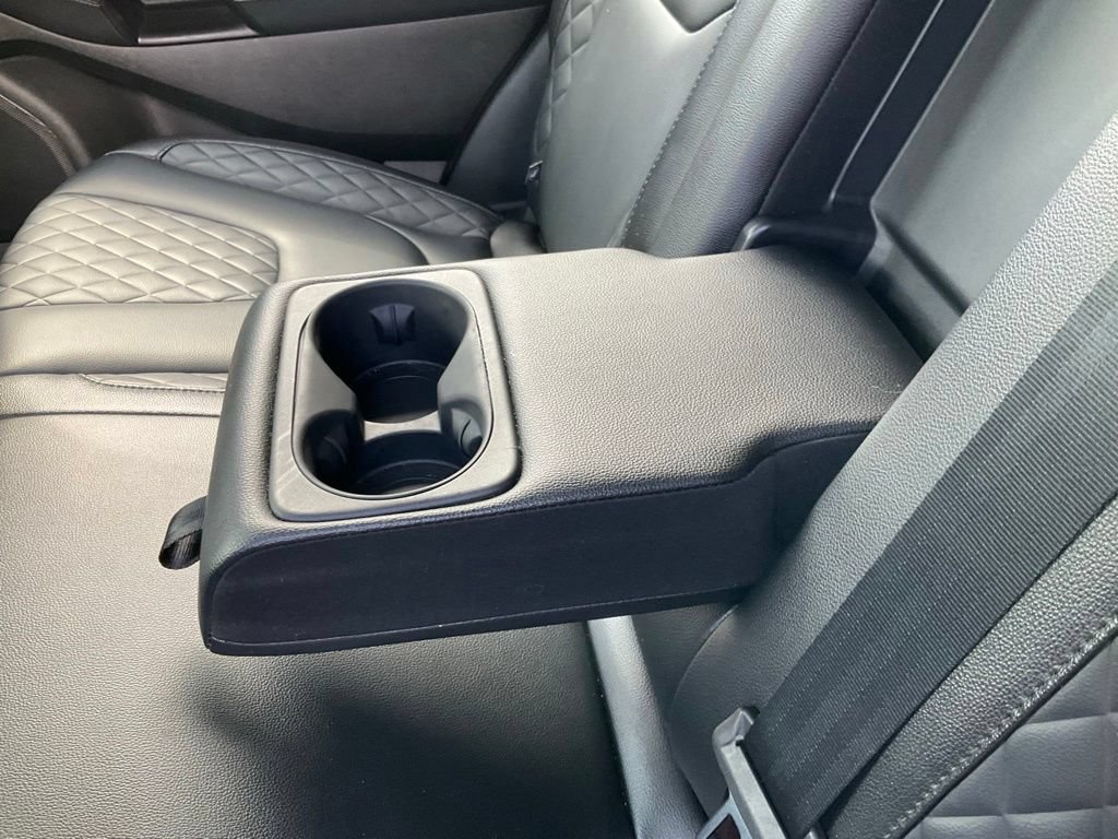 Certified 2024 Ford Edge Titanium AWD/4WD image 20