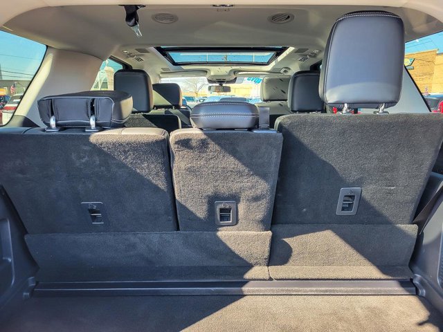 Certified 2025 Ford Expedition Platinum w/ Driver's Package image 27