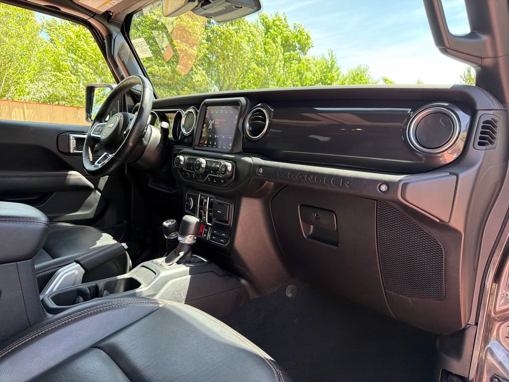 Used 2021 Jeep Wrangler Unlimited Rubicon AWD/4WD image 34