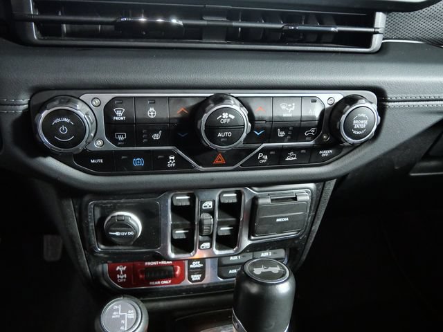 Used 2024 Jeep Wrangler Unlimited Rubicon 4xe AWD/4WD image 22