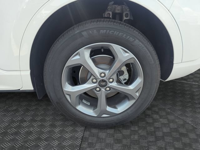 Certified 2024 Ford Escape ST-Line w/ Tech Pack #1 AWD/4WD image 14