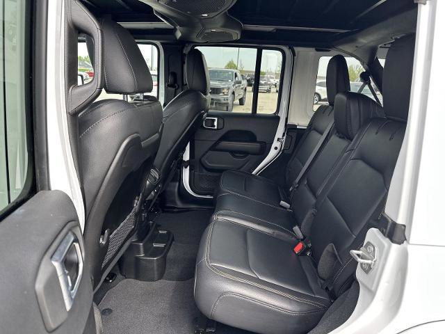 Used 2024 Jeep Wrangler Unlimited Sahara w/ Technology Group AWD/4WD image 20