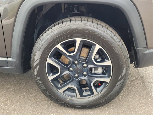 Used 2019 Jeep Compass Trailhawk w/ Leather Interior Group image 10