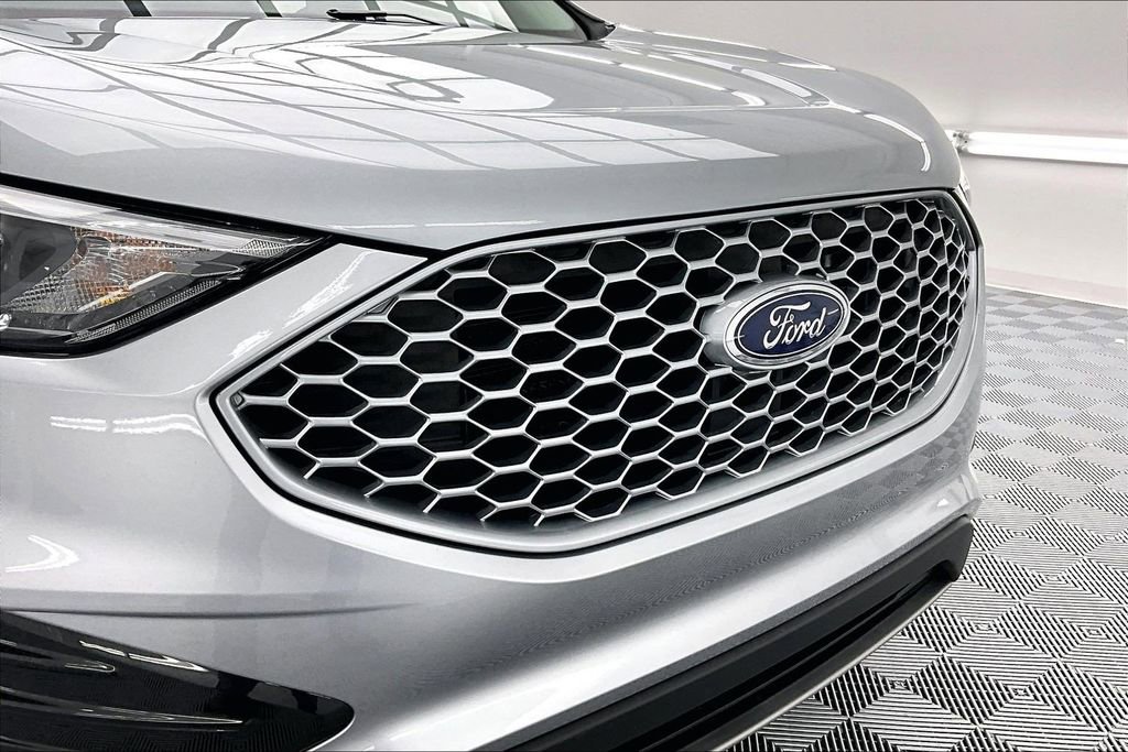 Certified 2024 Ford Edge SEL w/ Convenience Package AWD/4WD image 28