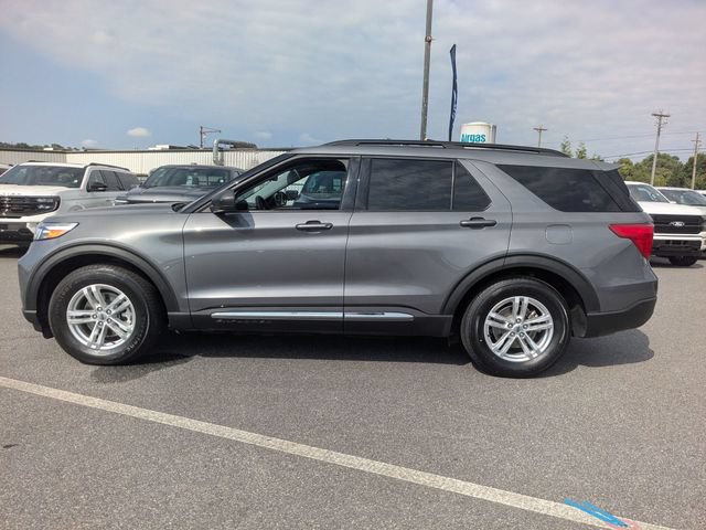 Certified 2022 Ford Explorer XLT RWD image 6