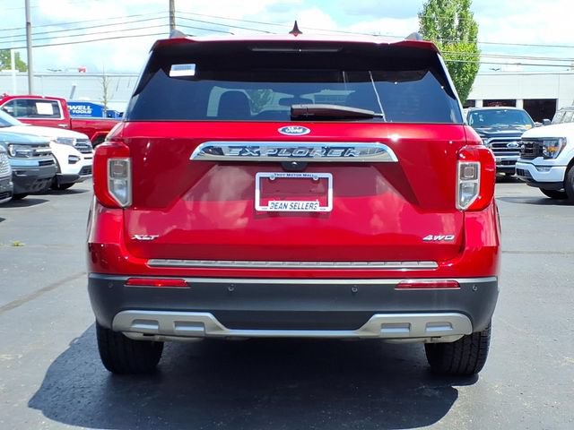 Certified 2023 Ford Explorer XLT w/ Equipment Group 202A AWD/4WD image 6