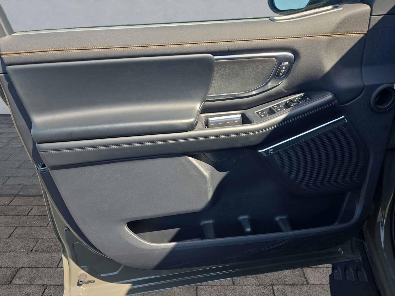 Certified 2025 Ford Expedition Tremor AWD/4WD image 10