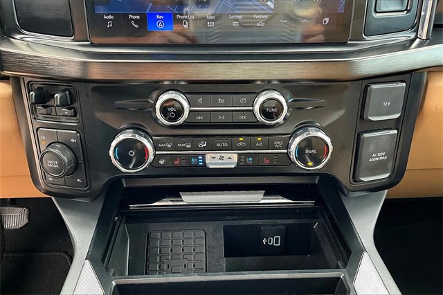 Certified 2024 Ford F250 Lariat w/ Chrome Package image 22