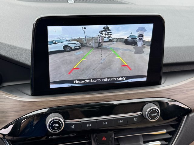 Certified 2020 Ford Escape Titanium image 27