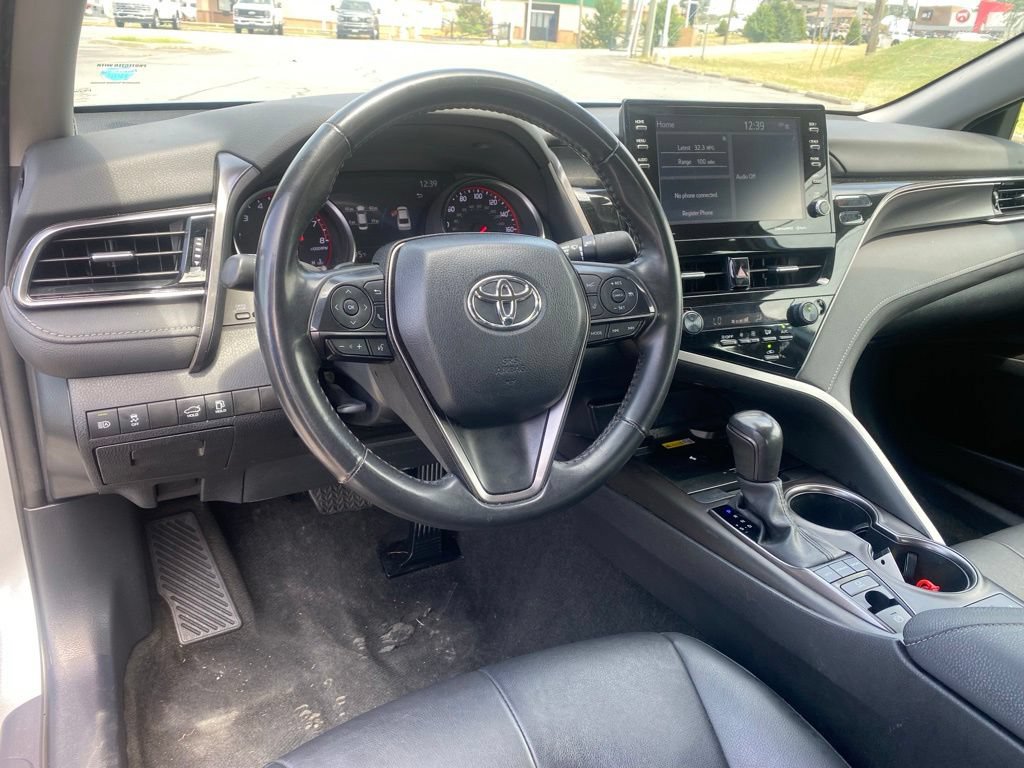 Used 2024 Toyota Camry XSE FWD image 12