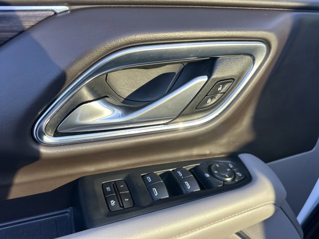Used 2022 Chevrolet Tahoe LT RWD image 15