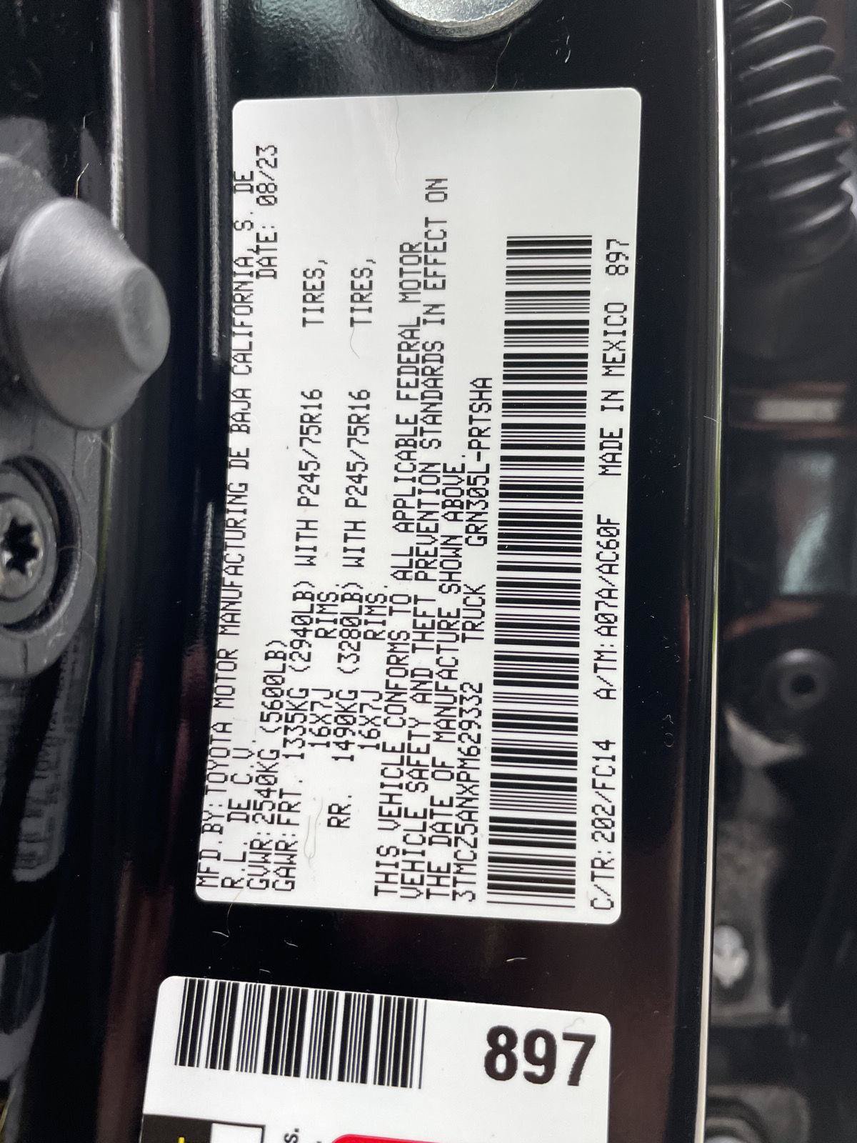 Used 2023 Toyota Tacoma SR5 w/ Technology Package AWD/4WD image 30
