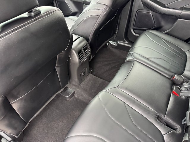 Certified 2025 Ford Escape SE w/ PHEV Premium Package image 18