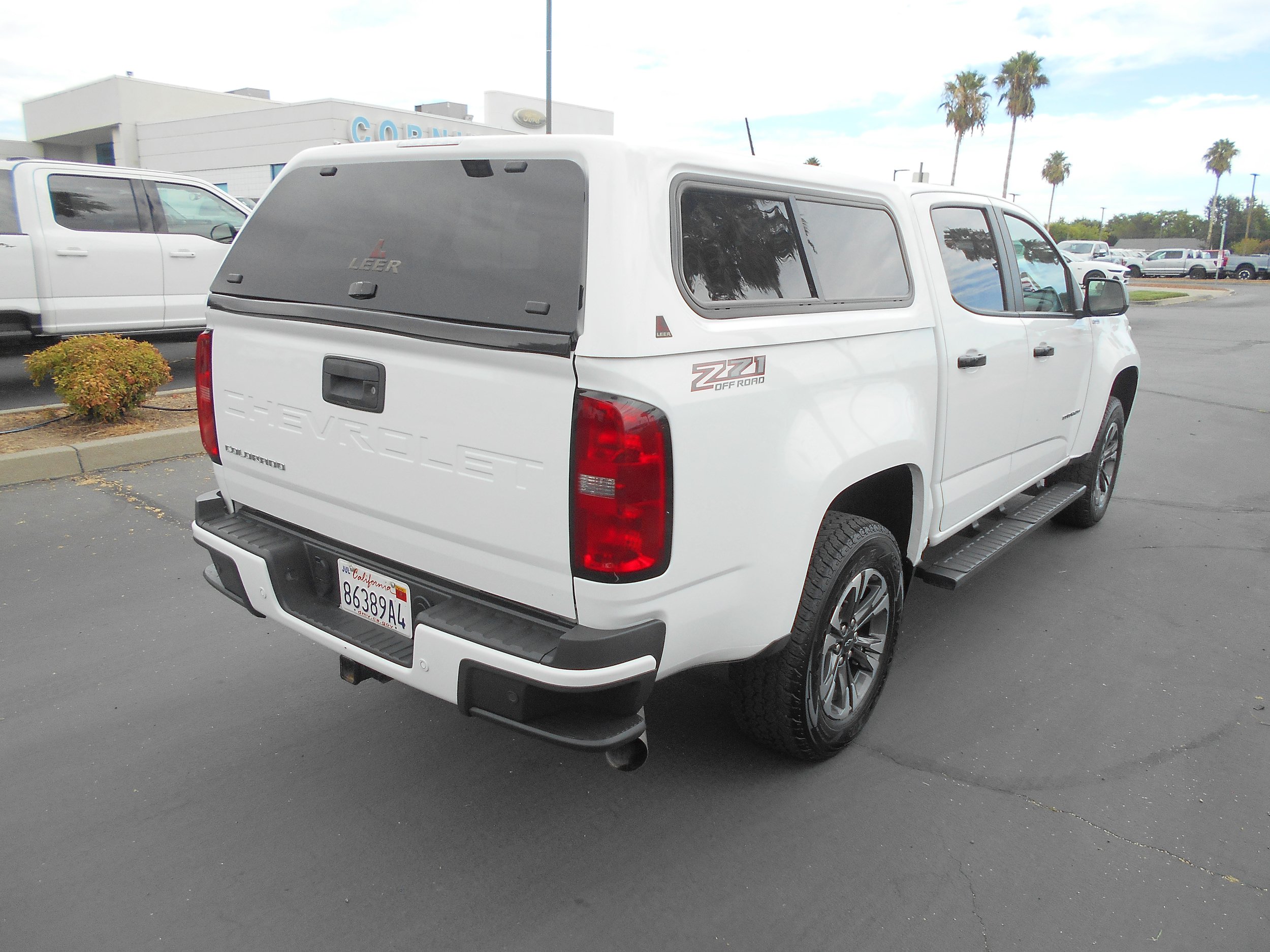 Used 2021 Chevrolet Colorado Z71 w/ Safety Package AWD/4WD image 7