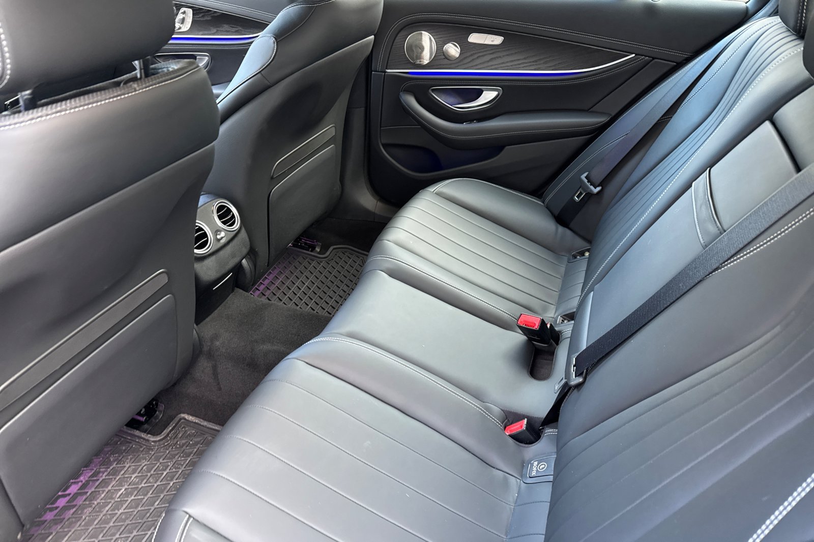 Used 2022 Mercedes-Benz E 450 4MATIC Sedan image 12