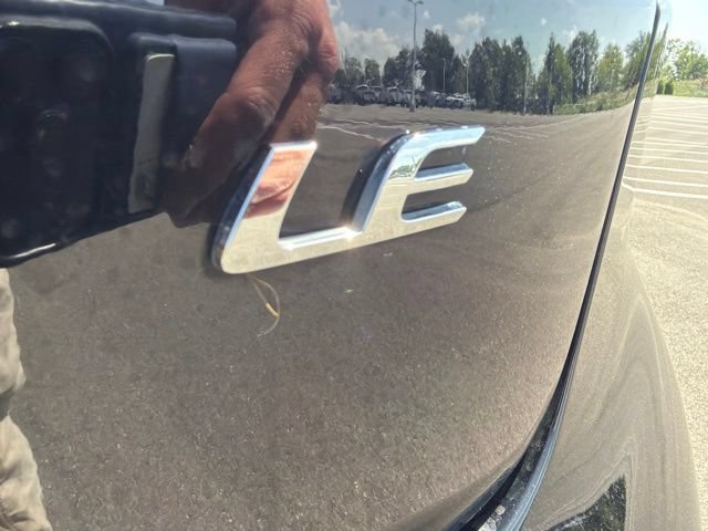 Used 2024 Toyota Corolla LE FWD image 9