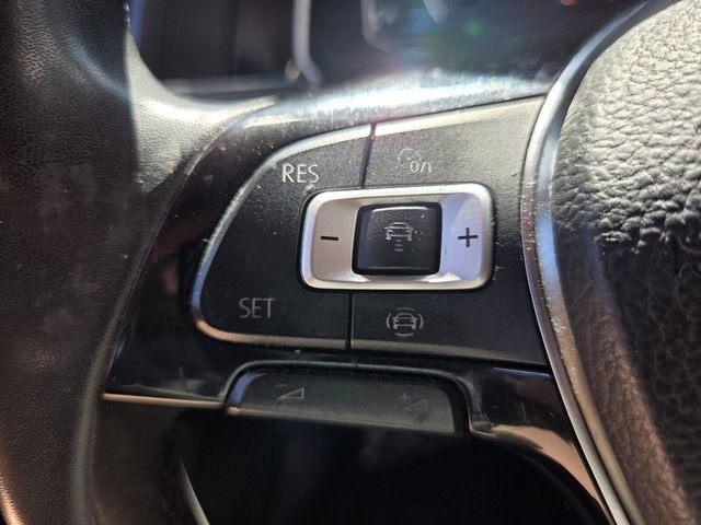 Used 2020 Volkswagen Jetta SEL image 28